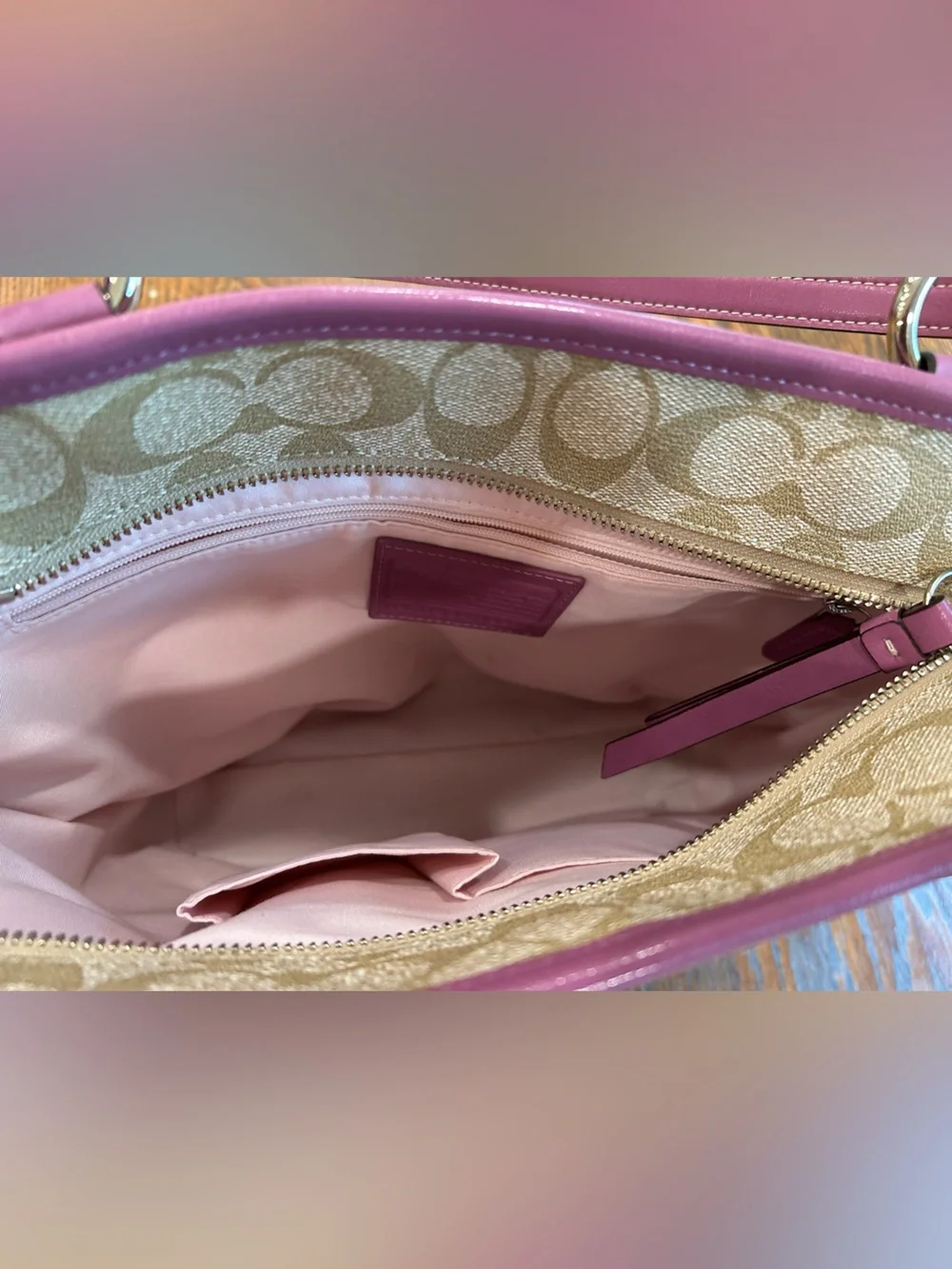 Coach Peyton Signature Heritage Tote EUC